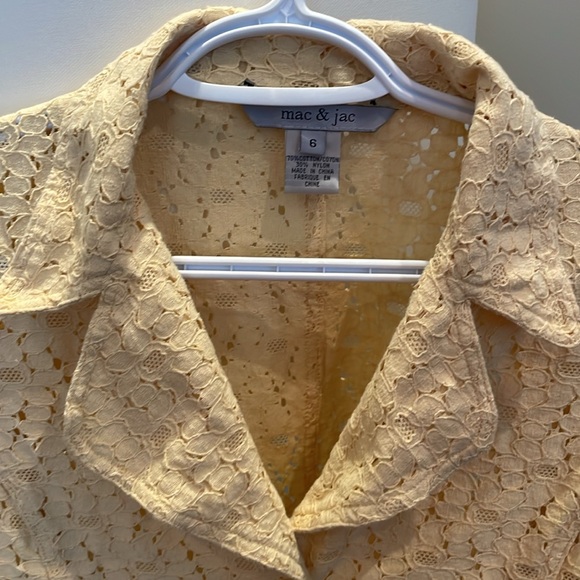 Mac & Jac Pale Yellow Lace Blazer - Picture 3 of 7